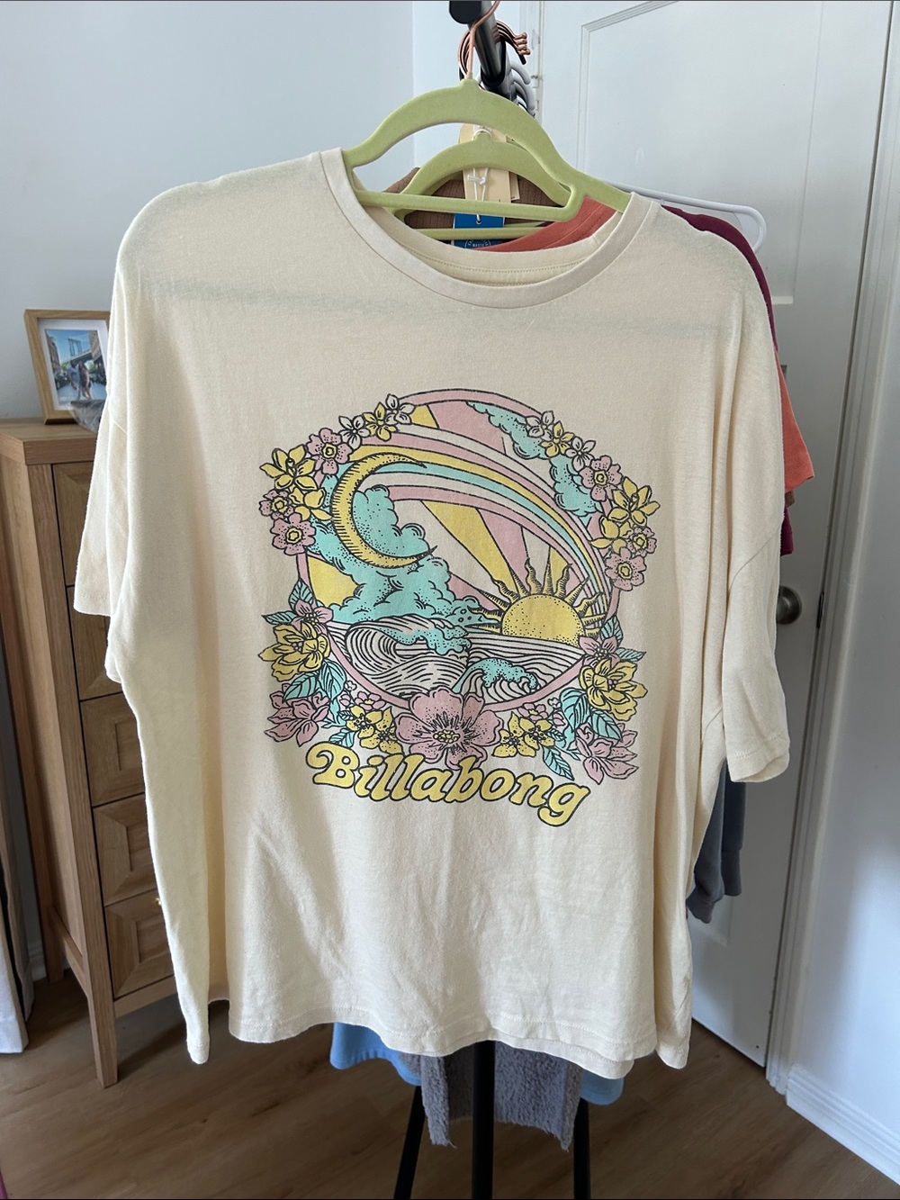 Billabong Women's Cream Graphic Tee with Pastel Sunset Print
